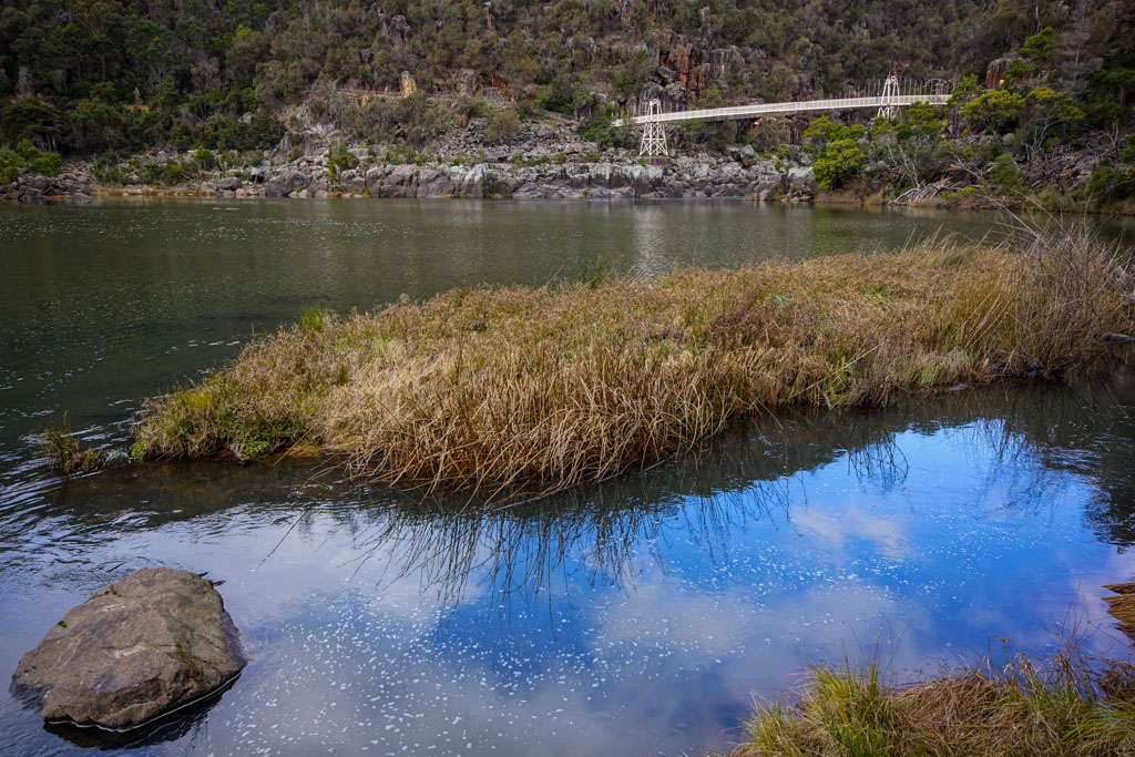 Click image for larger version

Name:	Suspension Bridge.jpg
Views:	36
Size:	264.8 KB
ID:	388860