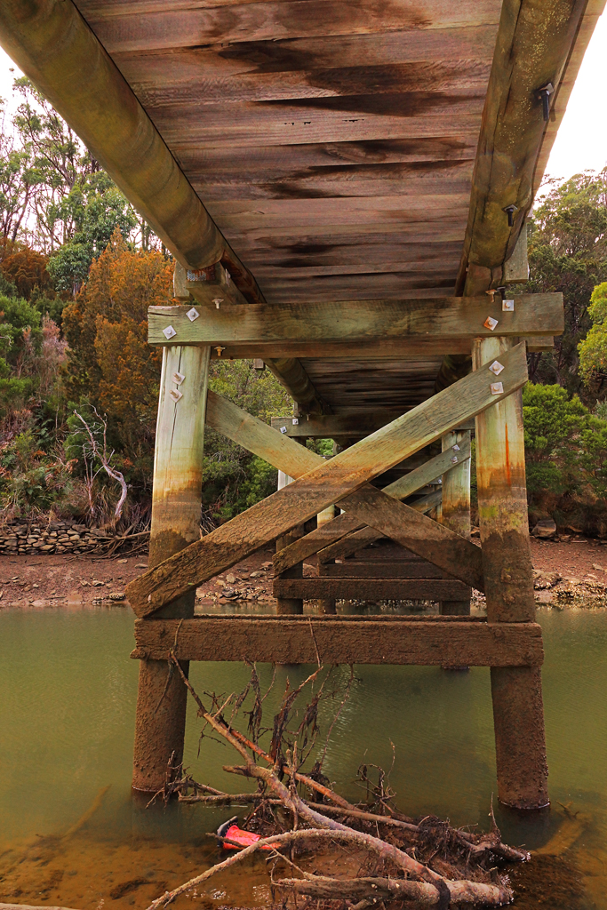 Click image for larger version

Name:	High tide.jpg
Views:	33
Size:	792.1 KB
ID:	403292
