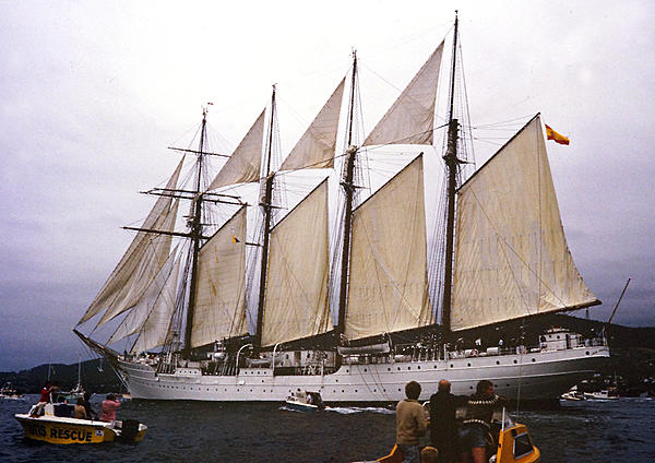 Click image for larger version

Name:	4 Mast .jpg
Views:	111
Size:	636.3 KB
ID:	410448