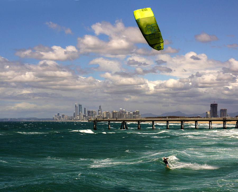 Click image for larger version

Name:	Kite surfer 2.jpg
Views:	38
Size:	591.5 KB
ID:	417726