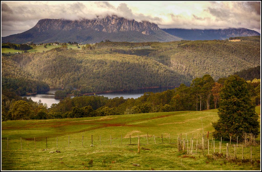Click image for larger version

Name:	Lake 1.JPG
Views:	31
Size:	173.0 KB
ID:	431342