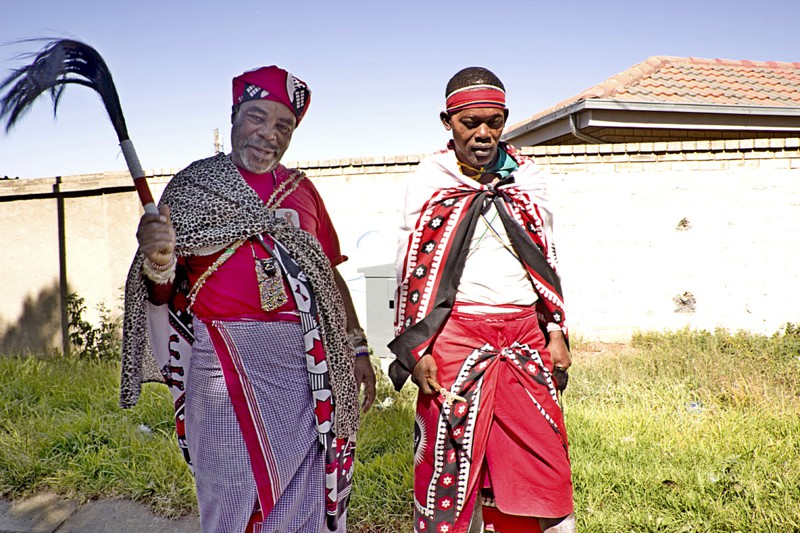 Click image for larger version

Name:	hanse-witchdoctor-E-.jpg
Views:	52
Size:	161.9 KB
ID:	433993