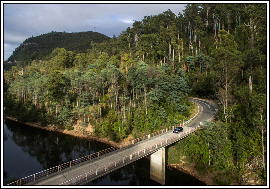 Click image for larger version

Name:	Enter bridge (1 of 1).jpg
Views:	25
Size:	352.2 KB
ID:	440171