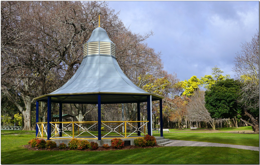 Click image for larger version

Name:	Rotunda.jpg
Views:	39
Size:	337.9 KB
ID:	444334