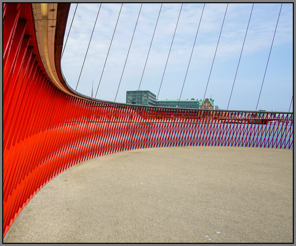Click image for larger version

Name:	Circle 5 .jpg
Views:	27
Size:	374.6 KB
ID:	446632