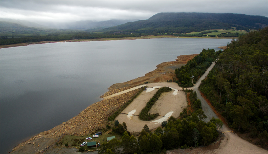 Click image for larger version

Name:	Dam 5 .jpg
Views:	52
Size:	230.1 KB
ID:	450647