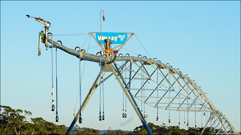 Click image for larger version

Name:	Irrigator.jpg
Views:	36
Size:	239.1 KB
ID:	453077