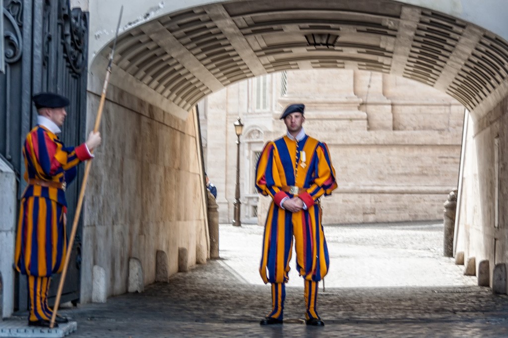 Click image for larger version

Name:	Men At Work (Vatican).jpg
Views:	77
Size:	171.2 KB
ID:	464144