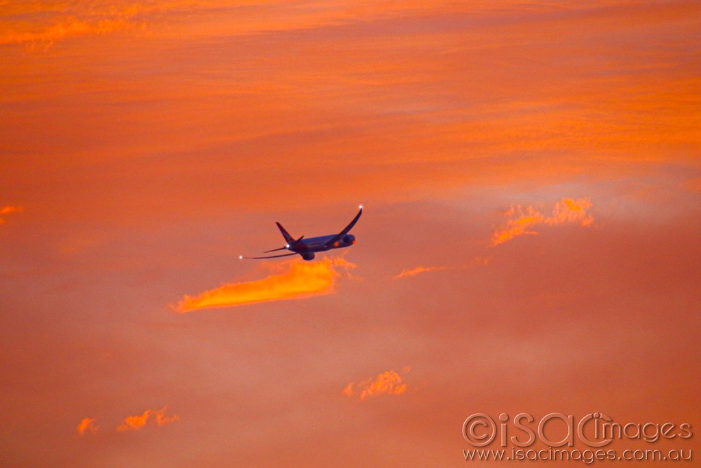 Click image for larger version

Name:	3671-Plane_Sunset.jpg
Views:	117
Size:	101.2 KB
ID:	468704