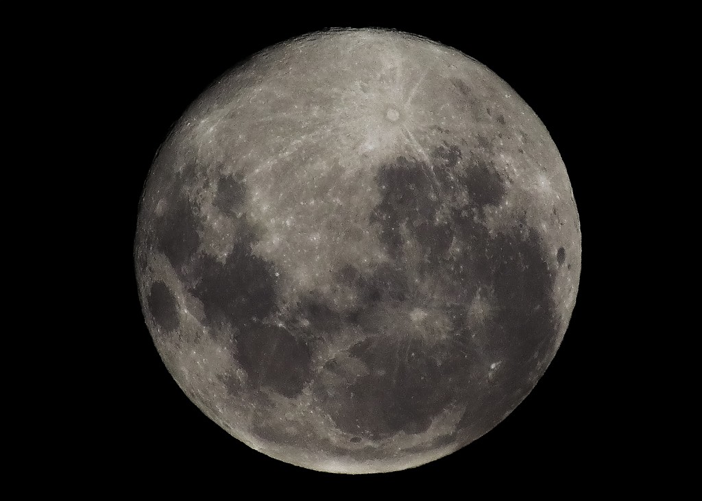 Click image for larger version

Name:	1972-Full_Moon_9-2-2020.jpg
Views:	197
Size:	119.4 KB
ID:	469534