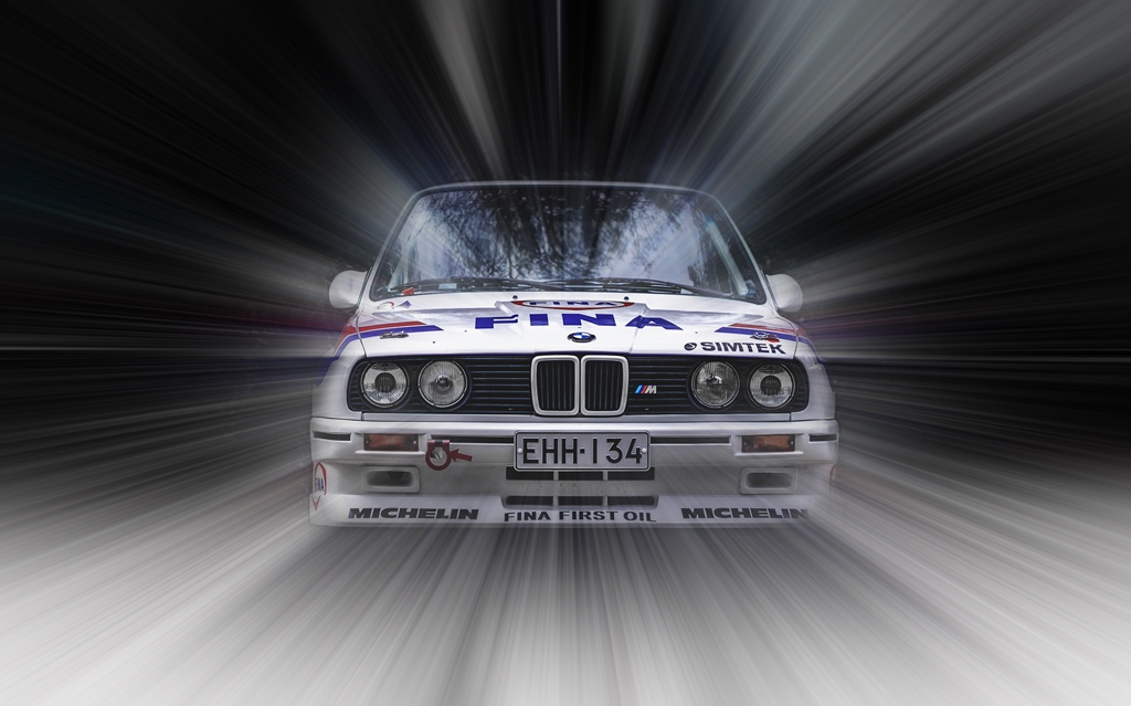 Click image for larger version

Name:	Car_ZOOM.jpg
Views:	57
Size:	298.4 KB
ID:	470020