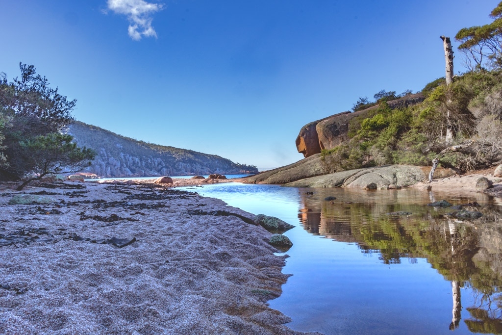 Click image for larger version

Name:	Sleepy Bay.jpg
Views:	42
Size:	531.9 KB
ID:	471781