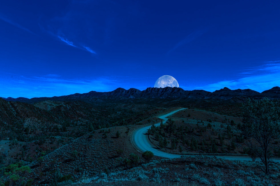 Click image for larger version

Name:	GJ_Sky_Night.jpg
Views:	85
Size:	388.4 KB
ID:	479718