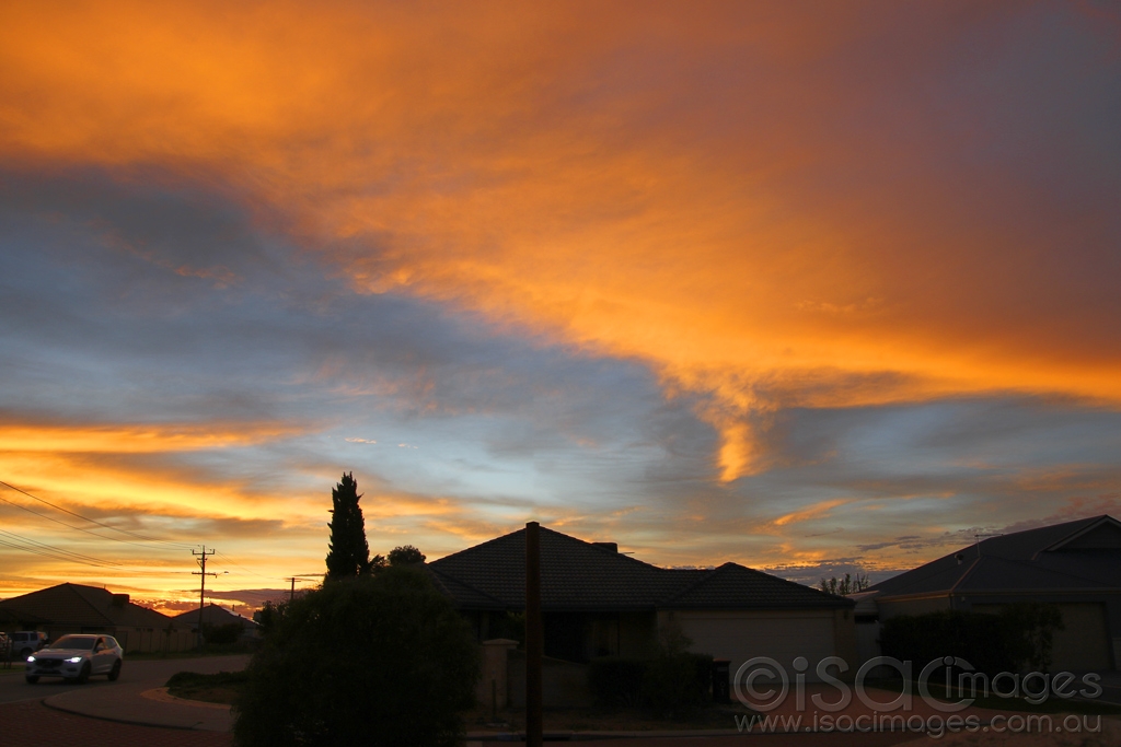 Click image for larger version

Name:	0240-Sunset.jpg
Views:	38
Size:	336.8 KB
ID:	473758