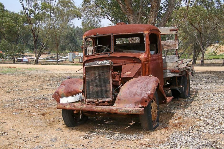 Click image for larger version

Name:	2033-Toodyay_Wreck.jpg
Views:	48
Size:	164.8 KB
ID:	474237