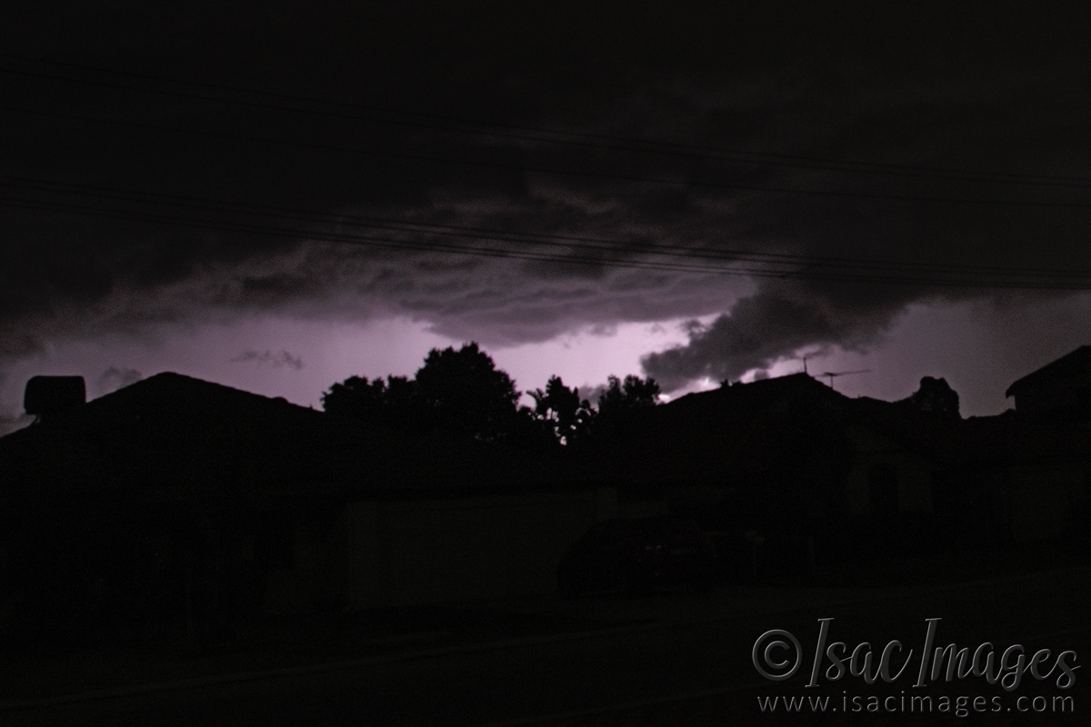 Click image for larger version

Name:	9110-Lightning.jpg
Views:	59
Size:	409.4 KB
ID:	486318