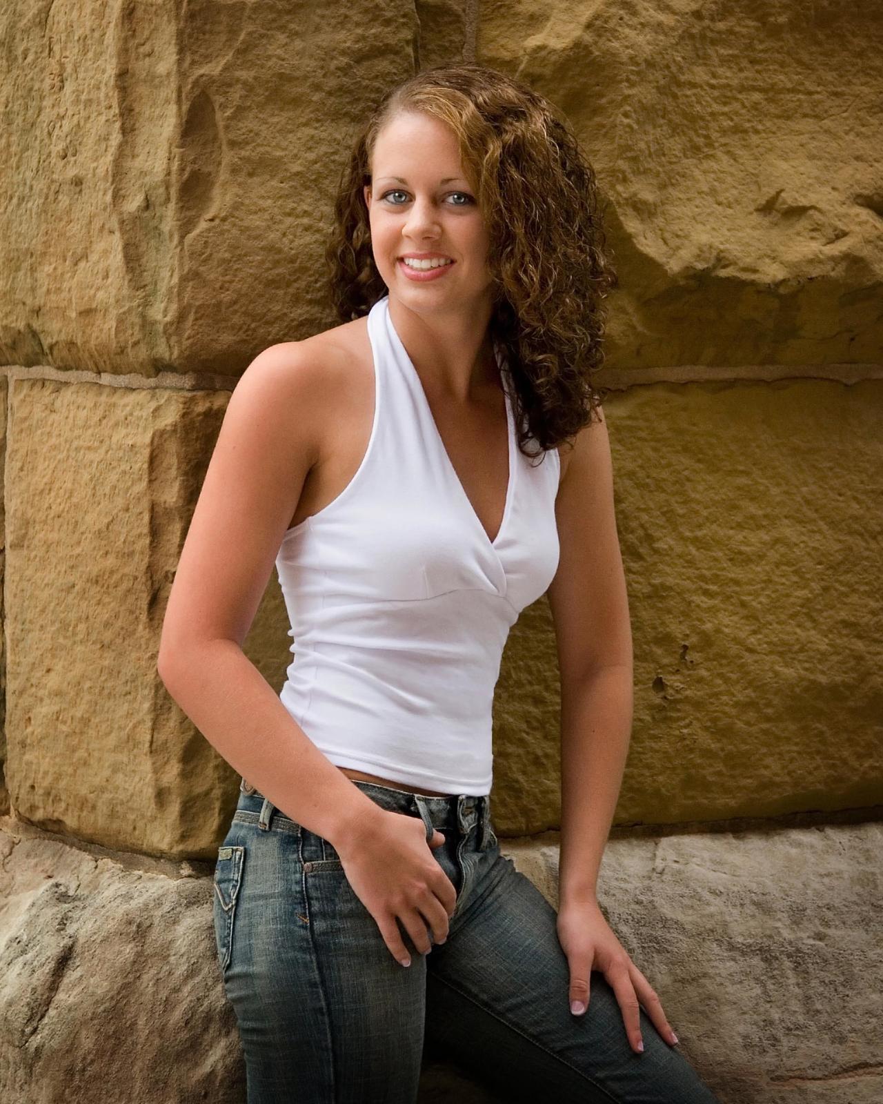 Click image for larger version

Name:	Andrea.jpg
Views:	48
Size:	308.7 KB
ID:	488969