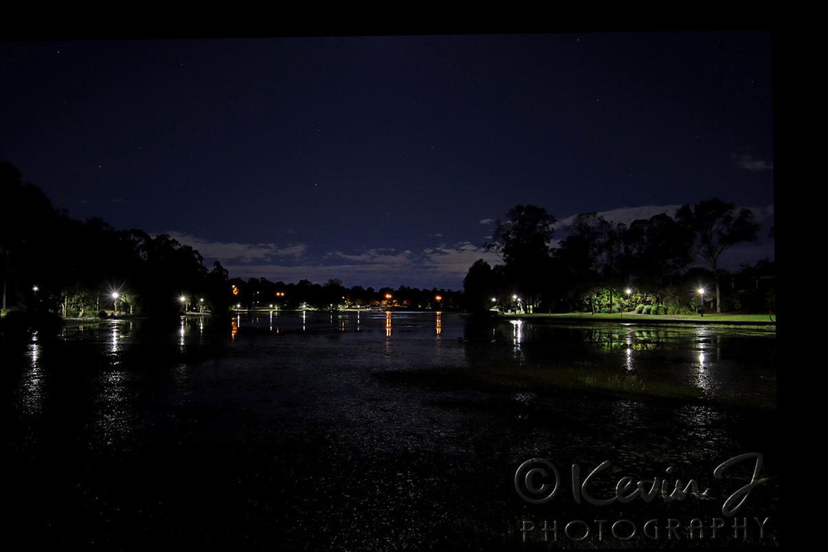 Click image for larger version

Name:	Night Lake 1.jpg
Views:	65
Size:	91.5 KB
ID:	493232
