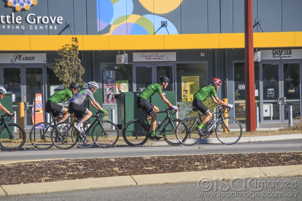Click image for larger version

Name:	5511-Cyclists.jpg
Views:	129
Size:	497.0 KB
ID:	475706