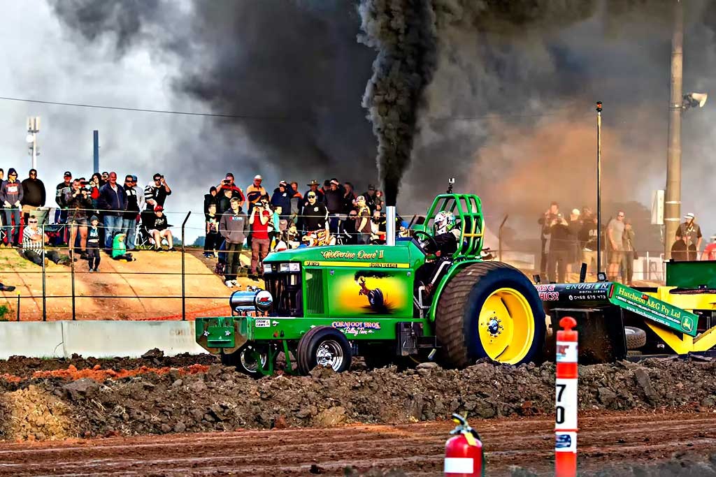 Click image for larger version

Name:	Tooradin-Tractor-Pull-2015_0091.jpg
Views:	244
Size:	209.4 KB
ID:	457146