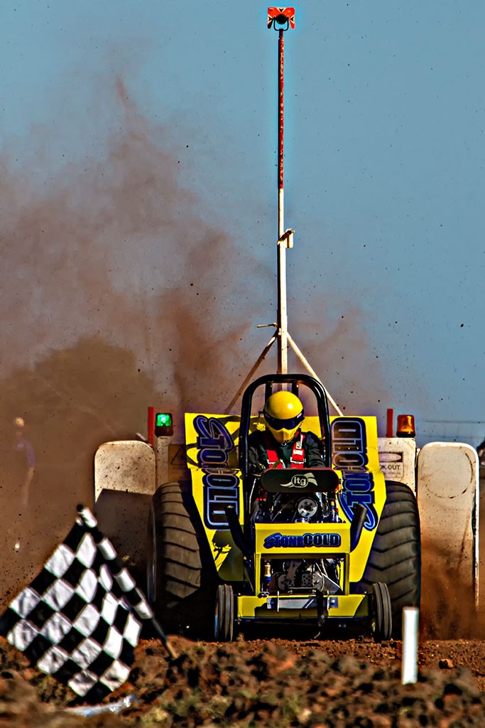 Click image for larger version

Name:	2016-Tooradin-Tractor-Pull_0289.jpg
Views:	154
Size:	146.9 KB
ID:	457153