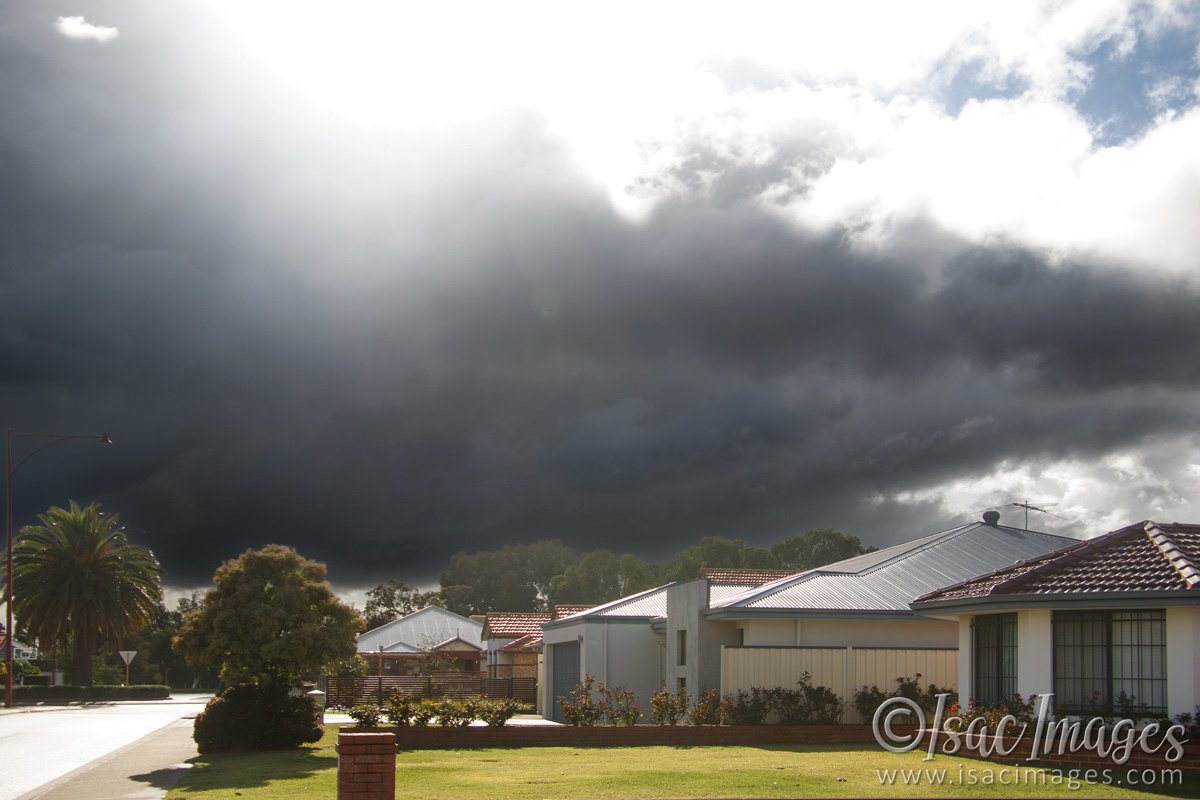 Click image for larger version

Name:	9932-Storm_Clouds.jpg
Views:	50
Size:	293.9 KB
ID:	500347