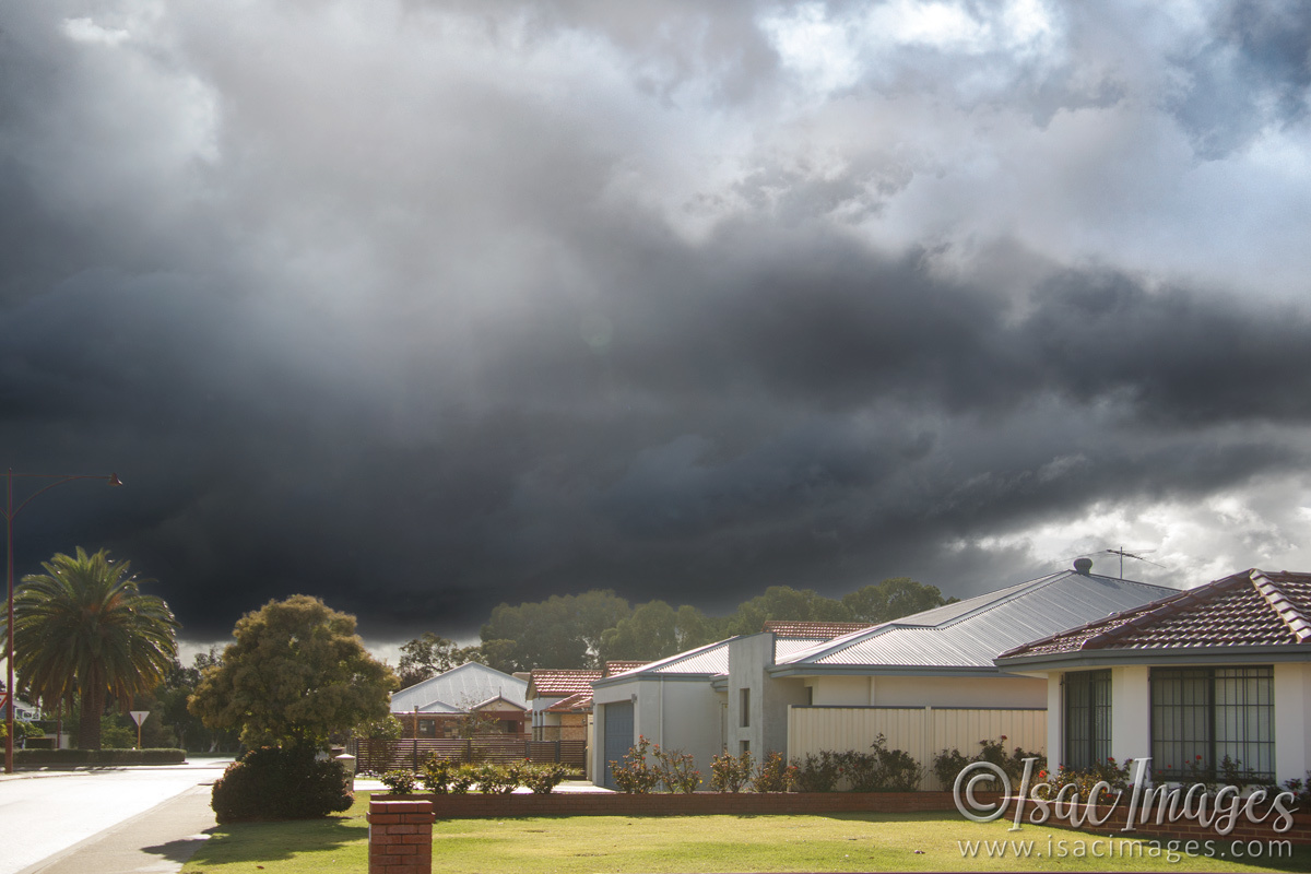 Click image for larger version

Name:	9932-Storm_Clouds-B.jpg
Views:	37
Size:	282.6 KB
ID:	500445