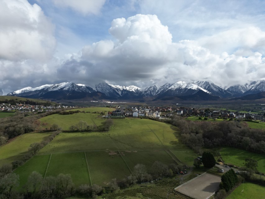 Click image for larger version

Name:	AAASnowy (Custom).jpg
Views:	101
Size:	101.0 KB
ID:	507472