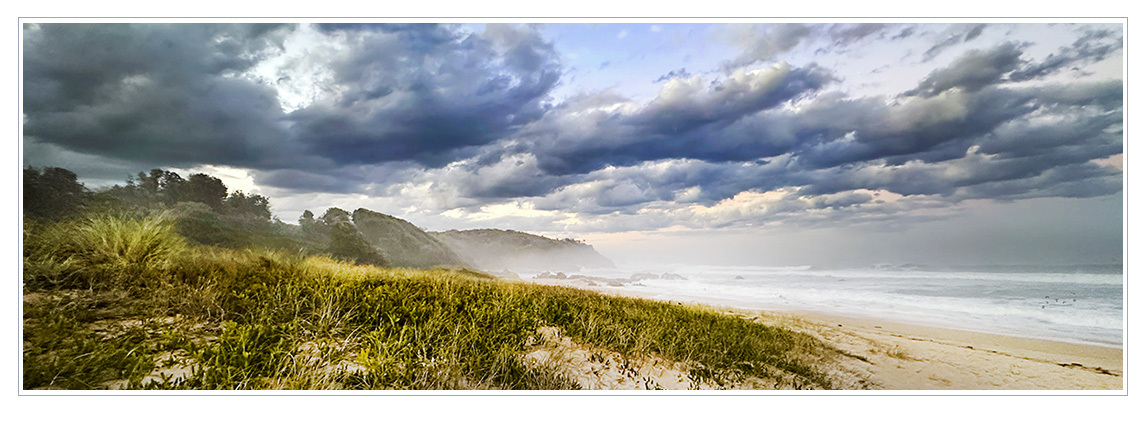 Click image for larger version

Name:	Tuesday Sunset 4 pano PH.jpg
Views:	19
Size:	235.0 KB
ID:	515724