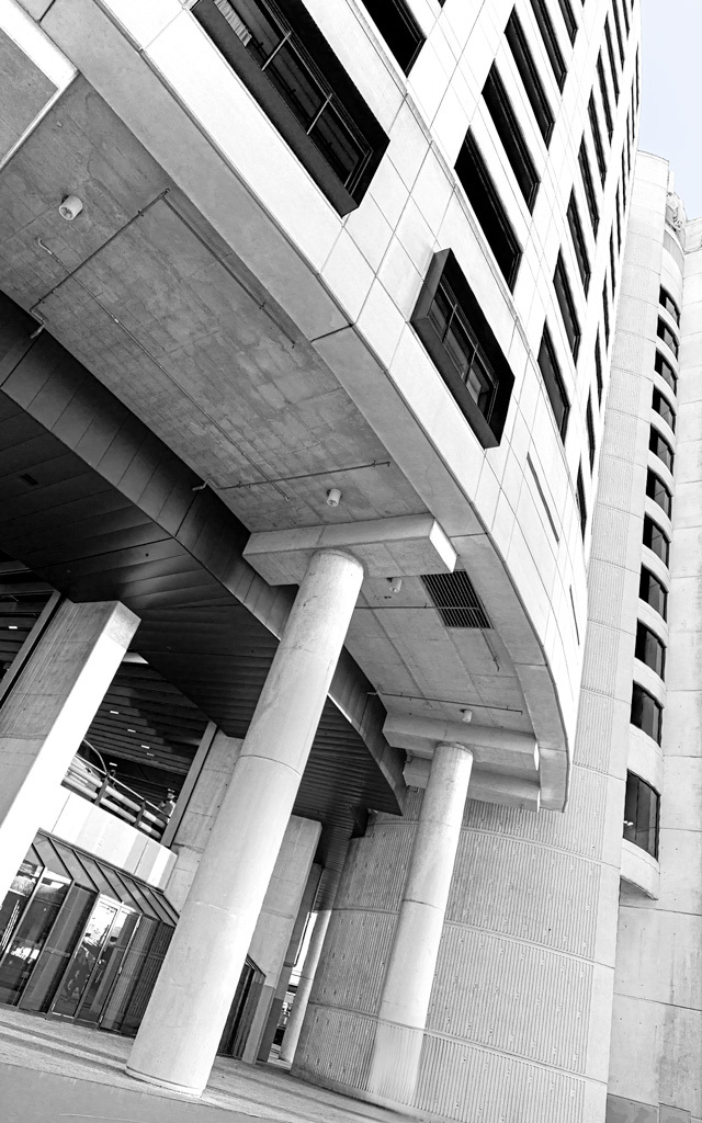 Click image for larger version

Name:	South Wharf 12.jpg
Views:	29
Size:	246.6 KB
ID:	515871