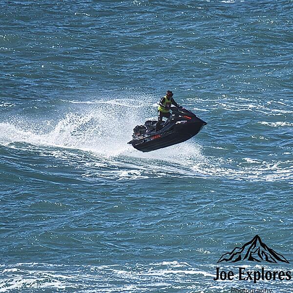 Click image for larger version

Name:	jetski2 S.jpg
Views:	14
Size:	326.1 KB
ID:	520929